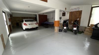 Villa-Ko-Samui-Garage