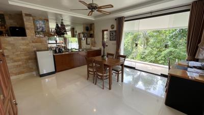 Villa-Ko-Samui-Kitchen-Lounge