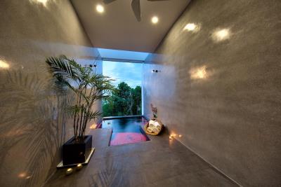 Luxury-Koh-Samui-Property-Jacuzzi