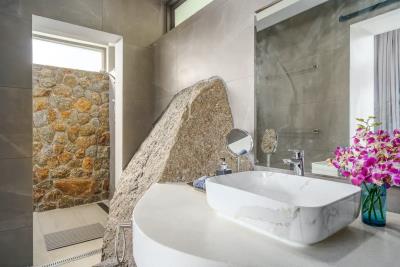 Chaweng-Noi-Property-Samui-Bathroom