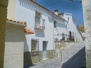 Maison de ville de 4 chambres à vendre à Lubrín