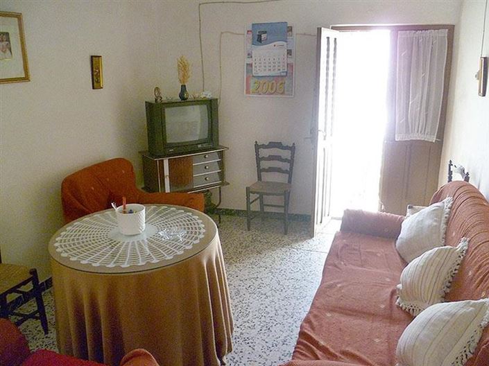 Image No.19-3 Bed Village House for sale