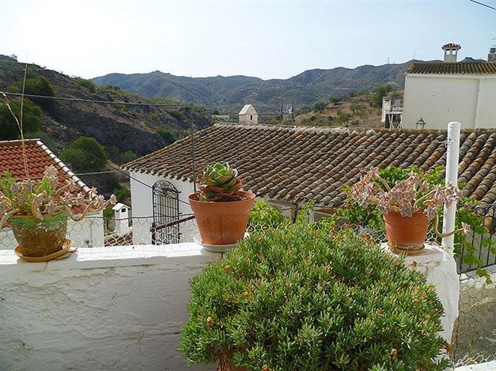 Image No.26-3 Bed Village House for sale