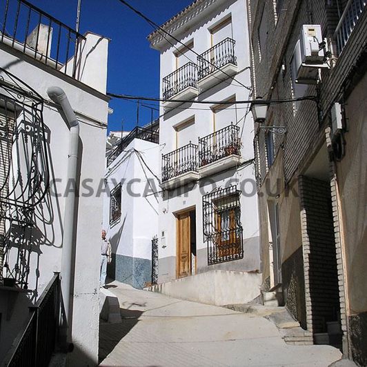 Image No.2-Maison de ville de 4 chambres à vendre à Lubrín