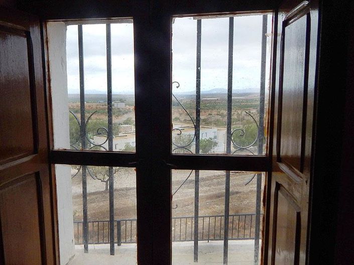 Image No.7-4 Bed Townhouse for sale