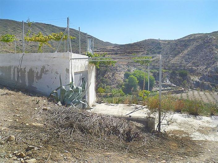 Image No.33-3 Bed Country House for sale