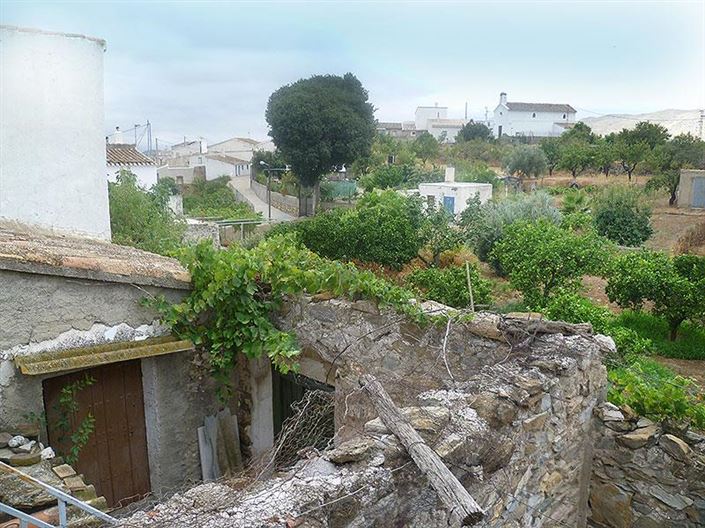 Image No.21-3 Bed Village House for sale