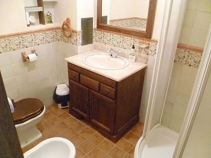 Image No.18-3 Bed Village House for sale