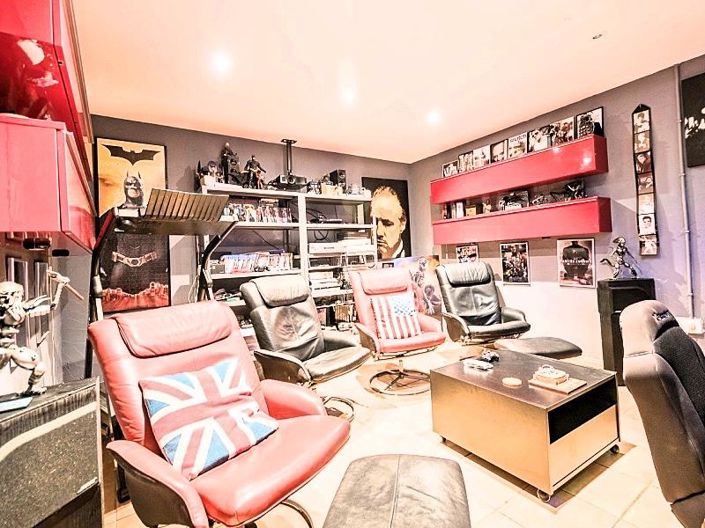 Image No.18-5 Bed Villa for sale