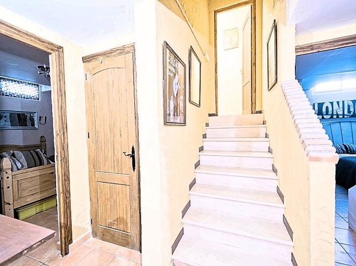 Image No.23-5 Bed Villa for sale