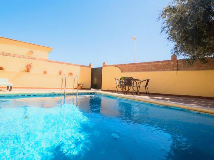 Image No.3-5 Bed Villa for sale