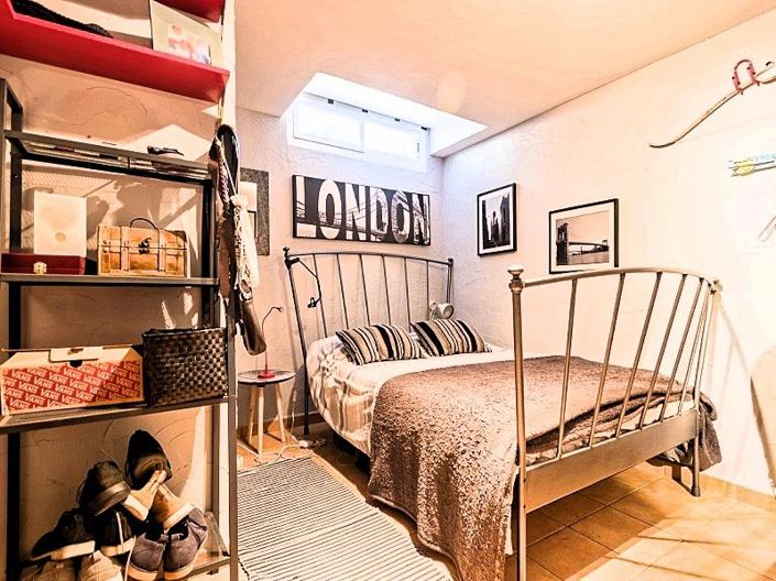 Image No.36-5 Bed Villa for sale