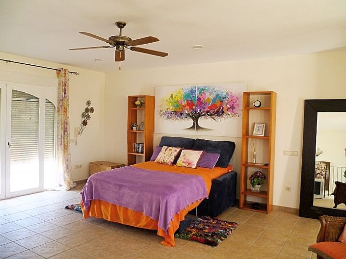 Image No.25-4 Bed Villa for sale