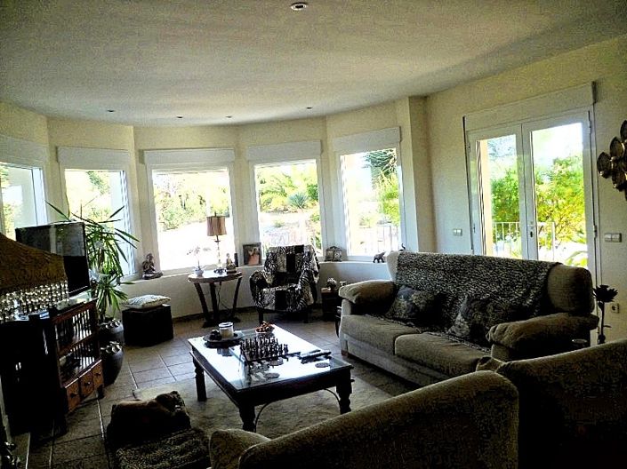 Image No.32-4 Bed Villa for sale