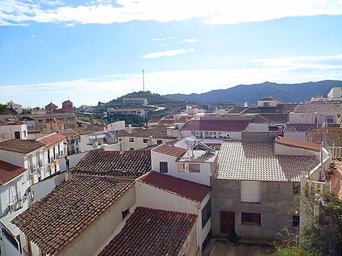 Image No.8-2 Bed Apartment for sale