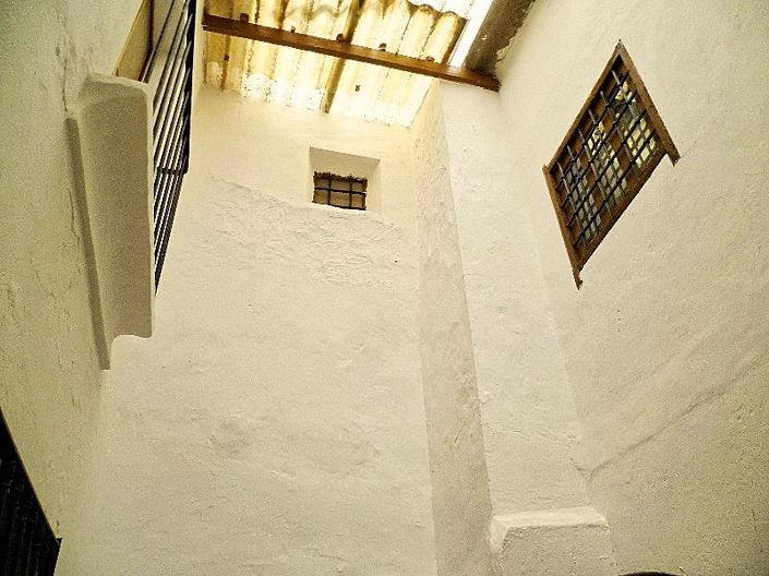 Image No.11-8 Bed Village House for sale