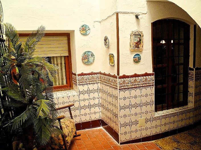 Image No.12-8 Bed Village House for sale