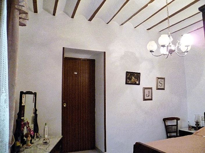 Image No.14-8 Bed Village House for sale