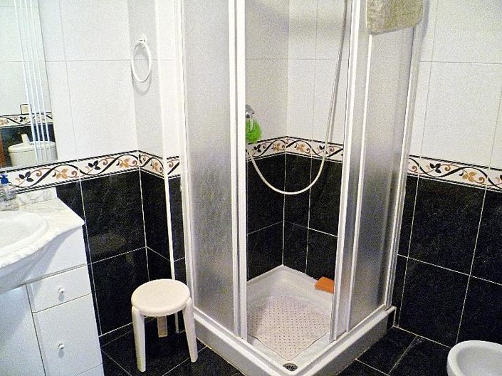 Image No.19-8 Bed Village House for sale