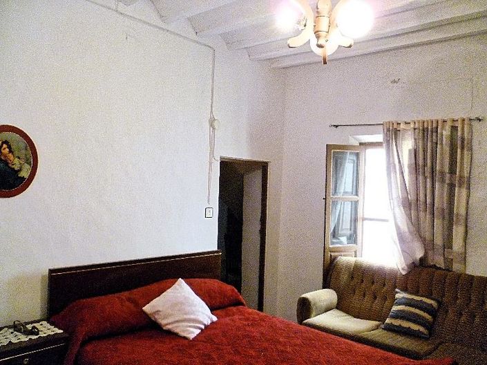 Image No.28-8 Bed Village House for sale