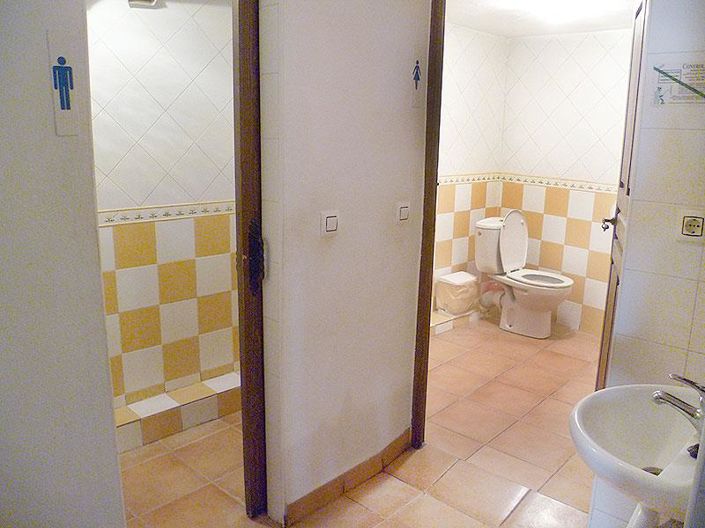 Image No.45-1 Bed Property for sale