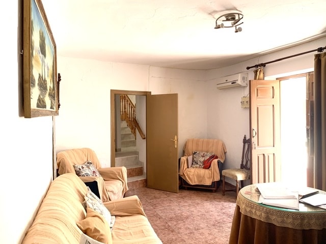 Image No.7-4 Bed Townhouse for sale