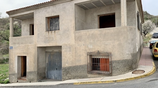 Image No.5-5 Bed Village House for sale