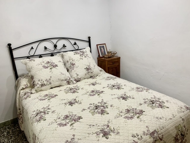 Image No.21-5 Bed Townhouse for sale