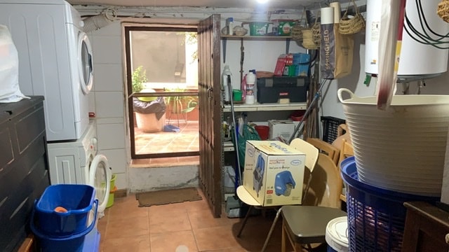 Image No.33-5 Bed Townhouse for sale