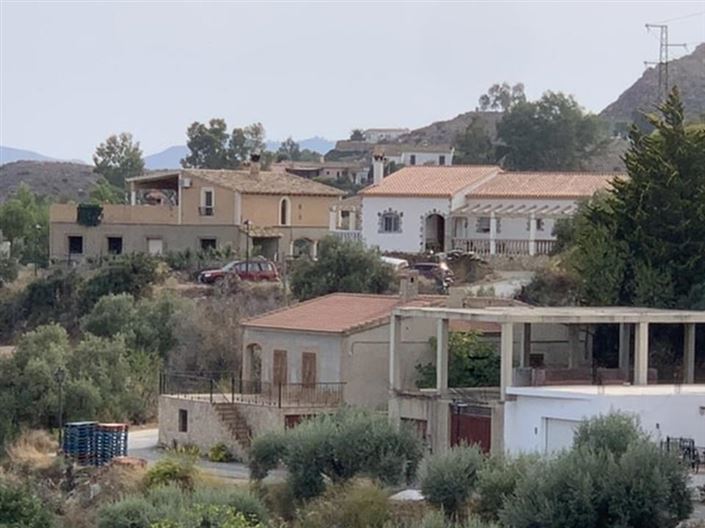 Image No.11-4 Bed Country House for sale