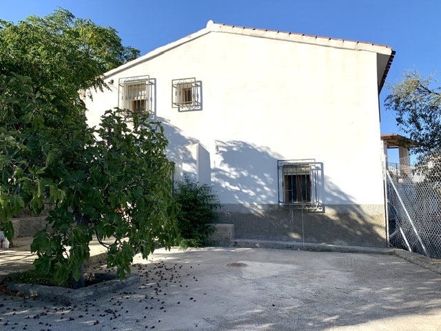 Image No.7-4 Bed Country House for sale