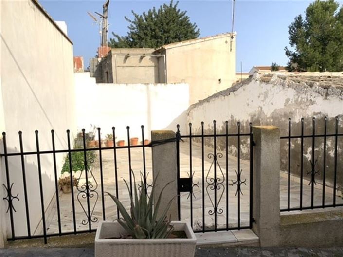 Image No.9-4 Bed Townhouse for sale