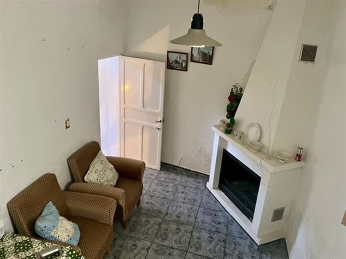 Image No.25-5 Bed Townhouse for sale