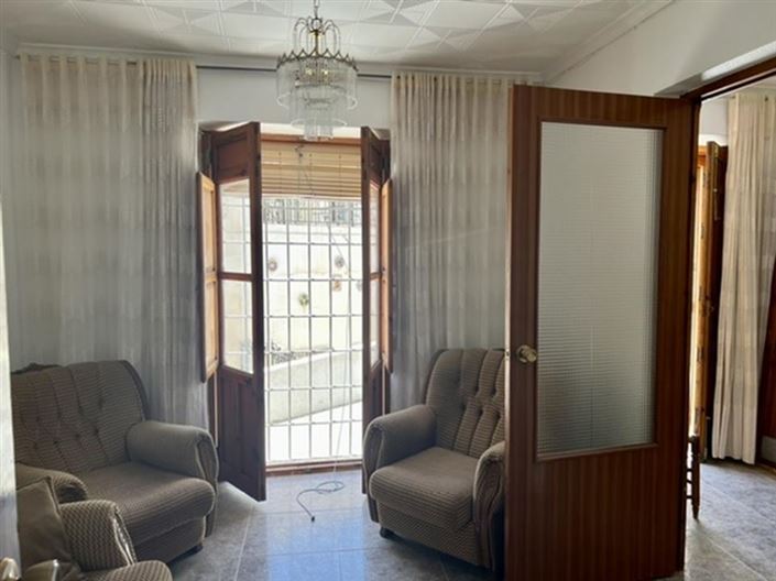 Image No.3-5 Bed Townhouse for sale