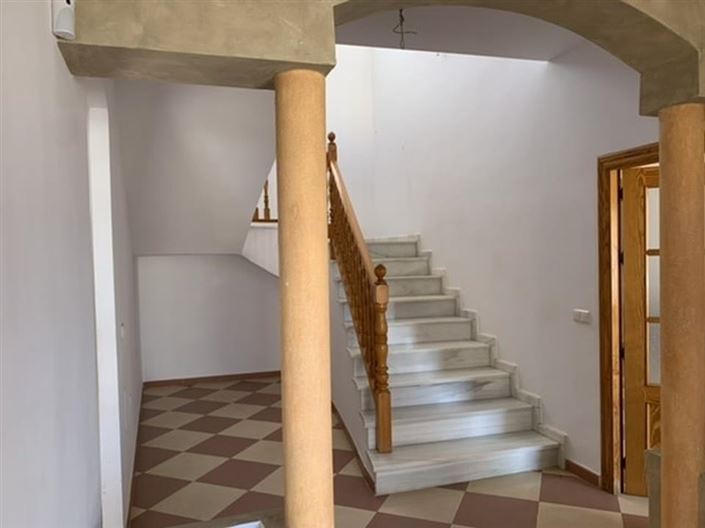 Image No.11-5 Bed Villa for sale