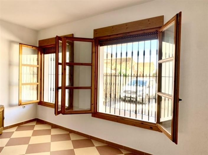 Image No.16-5 Bed Villa for sale