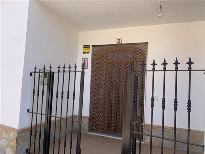 Image No.8-5 Bed Villa for sale