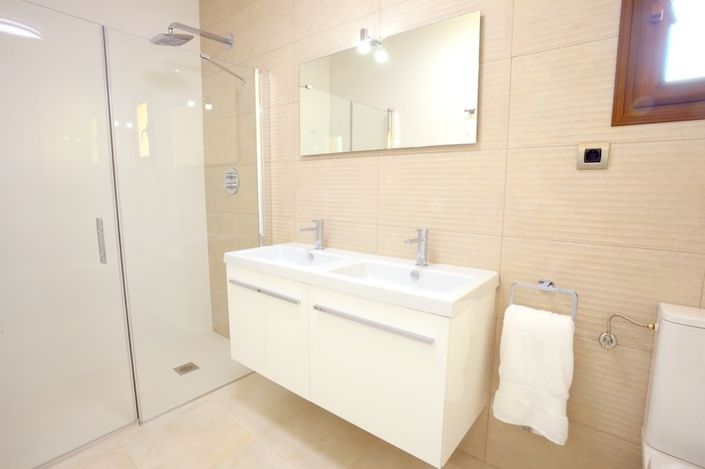 Image No.6-3 Bed Villa for sale