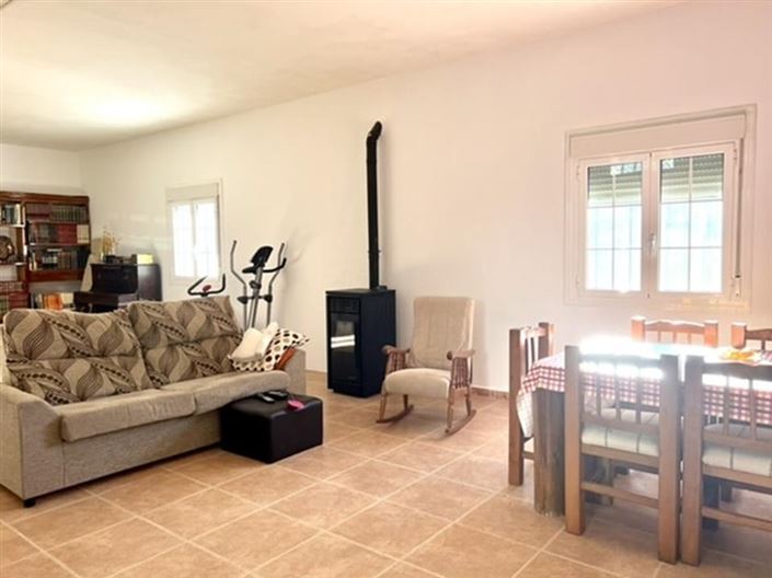 Image No.12-6 Bed Country House for sale