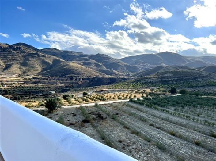 Image No.20-6 Bed Country House for sale