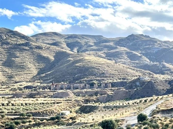 Image No.36-6 Bed Country House for sale