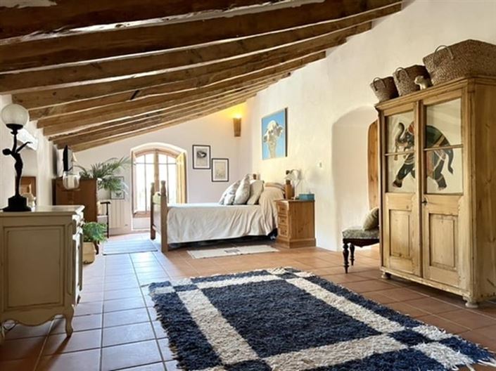 Image No.52-7 Bed Country House for sale