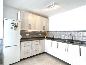 cyc811Lubrin-townhouse-renovated-turnkey29