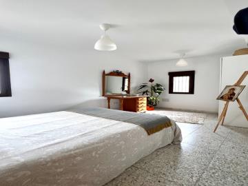 cyc811Lubrin-townhouse-renovated-turnkey34
