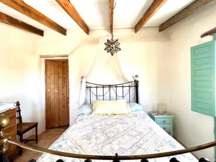 Image No.46-5 Bed Cortijo for sale