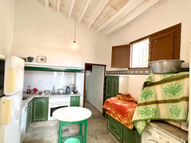 Image No.11-5 Bed Townhouse for sale