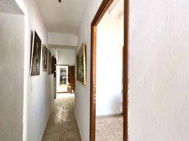 Image No.5-5 Bed Townhouse for sale