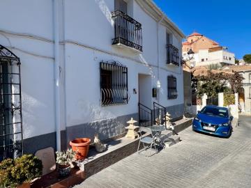 www-casaycampo-co-uk-renovated-townhouse-lubrin2
