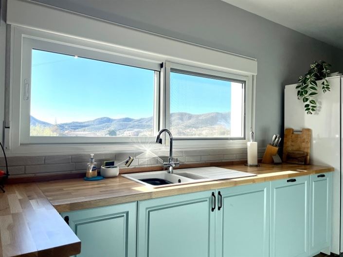 Image No.15-4 Bed Country House for sale