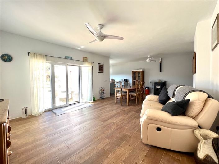 Image No.9-4 Bed Country House for sale